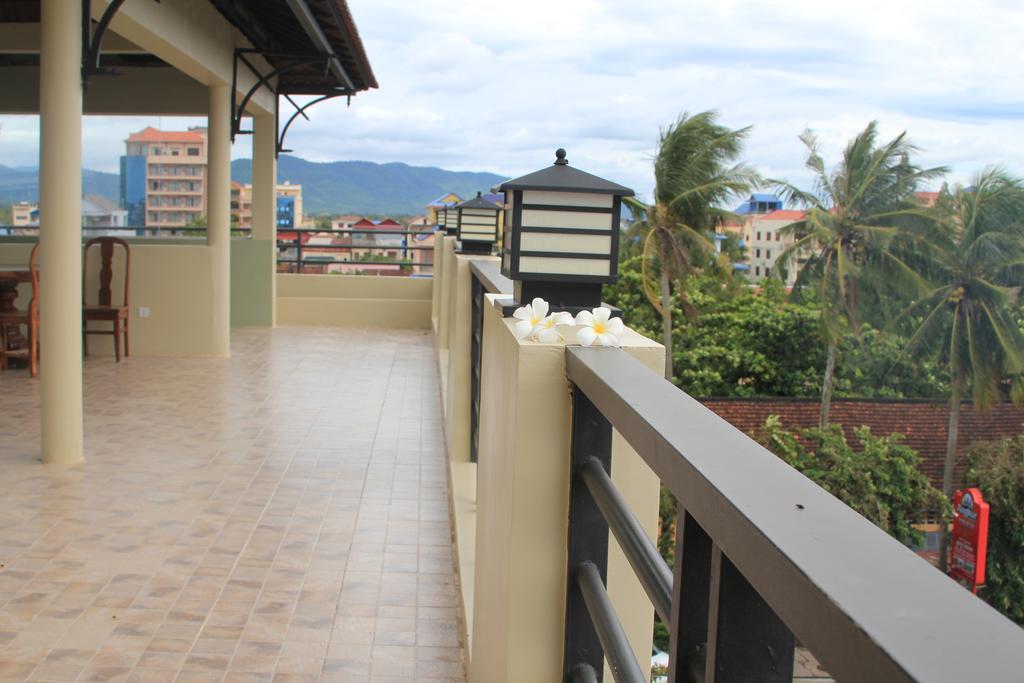 Neakru Guesthouse And Restaurant Kampot Εξωτερικό φωτογραφία